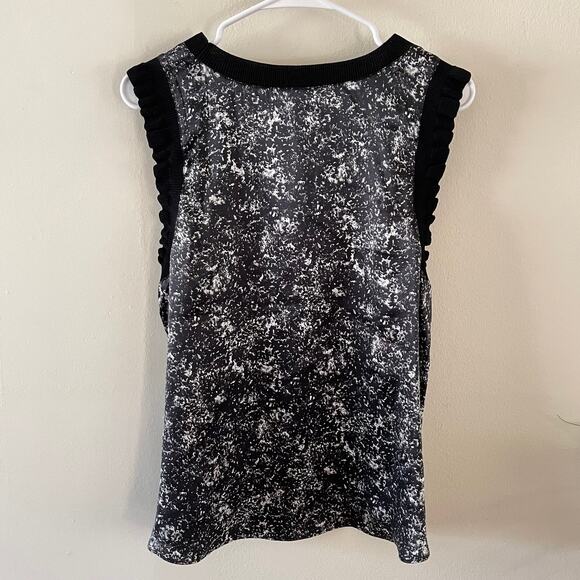 Cinq à Sept Lenore Night Sky Tank Top Womens Large Black Feminine Quiet Luxury - Picture 2 of 8